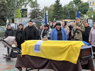 З військовим Миколою Грицюком попрощалися у Рівному