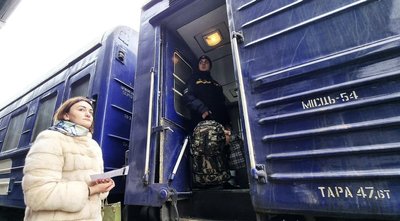 На Буковині прийняли чергову групу переселенців: серед них люди похилого віку На Буковині прийняли чергову групу переселенців: серед них люди похилого віку