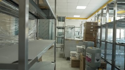 Обладнання для їдальні, стелажі Обладнання для їдальні, стелажі