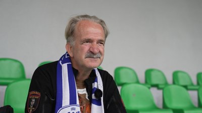 "Ми всі скучили за нашою командою": у Чернігові через понад 4 роки "Десна" зіграла свій перший матч "Ми всі скучили за нашою командою": у Чернігові через понад 4 роки "Десна" зіграла свій перший матч