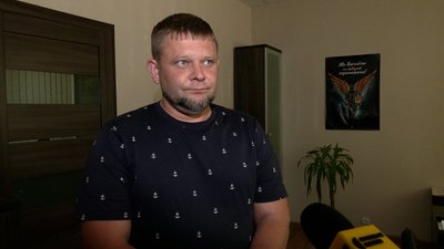 Після дощу вода затопила квартиру у Чернігові: люди нарікають на комунальників Після дощу вода затопила квартиру у Чернігові: люди нарікають на комунальників