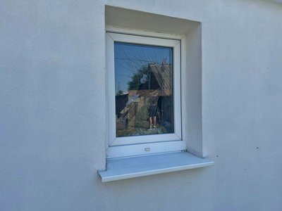 "Вибухом знесло двері": жителі приватного сектору в Луцьку оговтуються після ранкового обстрілу РФ "Вибухом знесло двері": жителі приватного сектору в Луцьку оговтуються після ранкового обстрілу РФ