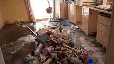 У Кропивницькому розпочали обстеження вигорілого будинку: хто має відшкодувати збитки У Кропивницькому розпочали обстеження вигорілого будинку: хто має відшкодувати збитки