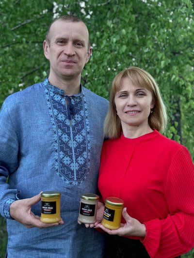 Готує торти у вигляді книг. Історія кондитерки з Кролевця на Сумщині Готує торти у вигляді книг. Історія кондитерки з Кролевця на Сумщині