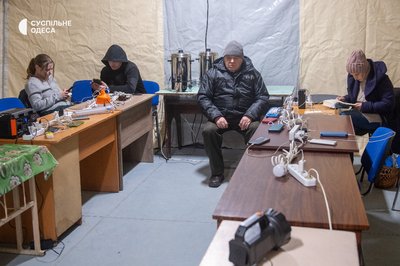 Без світла і тепла: фоторепортаж з Кілії, яка опинилась у блекауті через атаку РФ Без світла і тепла: фоторепортаж з Кілії, яка опинилась у блекауті через атаку РФ