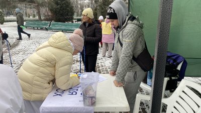 У Полтаві до Дня Соборності України провели благодійний захід зі скандинавської ходьби У Полтаві до Дня Соборності України провели благодійний захід зі скандинавської ходьби
