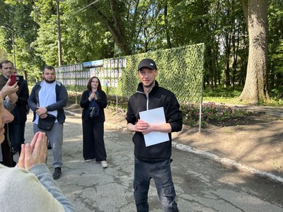 "Дуже чекала і дуже молилася": на Черкашині зустріли звільненого з полону захисника "Дуже чекала і дуже молилася": на Черкашині зустріли звільненого з полону захисника