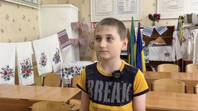 "Не хочу їхати в іншу школу": в селі на Черкащині планують закрити середні класи "Не хочу їхати в іншу школу": в селі на Черкащині планують закрити середні класи