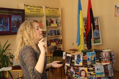 "Вежа стійкості" в Охтирці бібліотекарі провели захід до Дня ментального здоров’я "Вежа стійкості" в Охтирці бібліотекарі провели захід до Дня ментального здоров’я