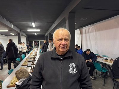 Віце-президент обласної шахової федерації Ігор Подольський, шаховий турнір пам'яті Василя Капустинського, 22 лютого 2026 року Віце-президент обласної шахової федерації Ігор Подольський, шаховий турнір пам'яті Василя Капустинського, 22 лютого 2026 року