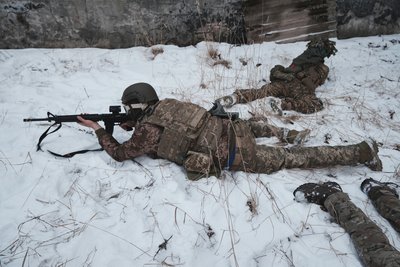 Іноземці, які воюють у 422-му окремому стрілецькому підрозділі, Харківська область, березень 2025 року Іноземці, які воюють у 422-му окремому стрілецькому підрозділі, Харківська область, березень 2025 року