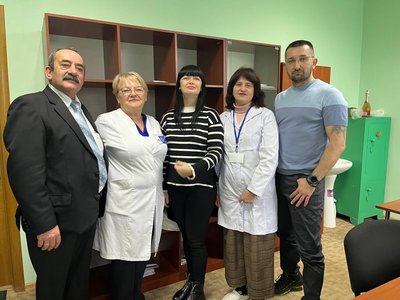 В Ужгороді трьом людям вручили посвідчення почесних донорів крові В Ужгороді трьом людям вручили посвідчення почесних донорів крові