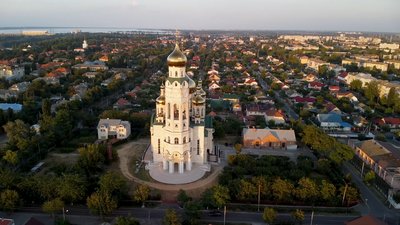 "Страшна річ, коли людину закривають у клітку": українці в окупації про Незалежність