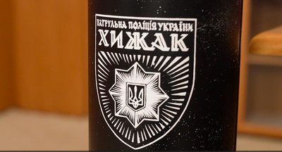 "Третина патрульних на фронті" — інтерв’ю з начальником Чернівецької патрульної поліції Усеіновим "Третина патрульних на фронті" — інтерв’ю з начальником Чернівецької патрульної поліції Усеіновим