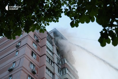 "Як тільки лягли — воно як жахне! Все полетіло на голови": жителі Солом'янки про наслідки атаки РФ "Як тільки лягли — воно як жахне! Все полетіло на голови": жителі Солом'янки про наслідки атаки РФ