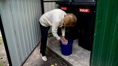 сміттєсортувальний комплекс, майданчик для сміття, бережани, сортування сміття сміттєсортувальний комплекс, майданчик для сміття, бережани, сортування сміття