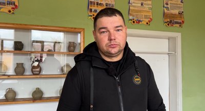 У Собіщицях батьки не пустили дітей до школи: тут сиплеться стеля та незавершений ремонт