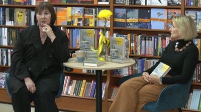 наталка діденко, ірина моргун, тролейбус номер 15, книгарня є, тернопіль наталка діденко, ірина моргун, тролейбус номер 15, книгарня є, тернопіль