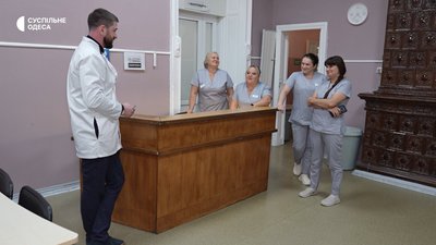 «Страшно не робити, залишатися в тому, як є»: одеський психіатр розповів про ремонт відділення та допомогу пацієнтам «Страшно не робити, залишатися в тому, як є»: одеський психіатр розповів про ремонт відділення та допомогу пацієнтам