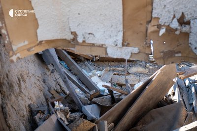 84-річного чоловіка діставали з-під завалів: РФ ударила по Одещині вдень 31 липня 84-річного чоловіка діставали з-під завалів: РФ ударила по Одещині вдень 31 липня