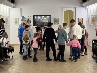 Дітей загиблих і зниклих безвісти військових Нацгвардії привітали з Днем св. Миколая Дітей загиблих і зниклих безвісти військових Нацгвардії привітали з Днем св. Миколая