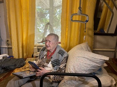 Пережила Голодомор і війну: 100-річчя відзначила акушерка з Чуднова Надія Танська