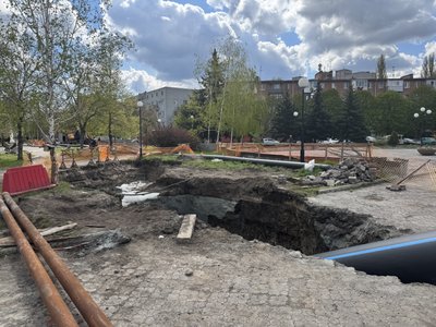 У Полтаві реконструюють самоплинний колектор на Подолі: коли завершать роботи У Полтаві реконструюють самоплинний колектор на Подолі: коли завершать роботи
