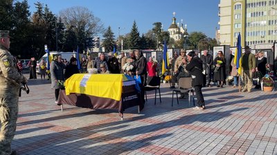 У Рівному попрощались з військовим Олександром Порадюком