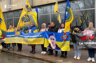 Рідні полонених Маріупольського гарнізону мітингували біля ВР
