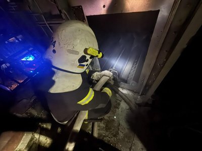 Рятувальники ліквідували загоряння сої в зерносушарці на Житомирщині