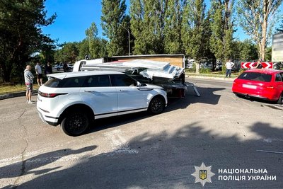 Зіткнулися три легковики та вантажівка у Вараші на Рівненщині Зіткнулися три легковики та вантажівка у Вараші на Рівненщині