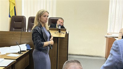 "Було сонячно і тепло": у Кременчуці допитали свідків загибелі дівчинки в дитсадку №19 "Було сонячно і тепло": у Кременчуці допитали свідків загибелі дівчинки в дитсадку №19
