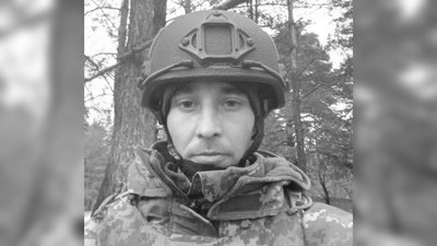 У війні Росії проти України полягли троє миколаївських військових У війні Росії проти України полягли троє миколаївських військових