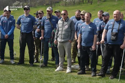 "Я не хочу прийняти себе таким": як гольф допомагає відновитися після війни "Я не хочу прийняти себе таким": як гольф допомагає відновитися після війни