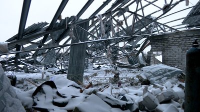 Атака на Чернігів 5 січня: вдруге за понад сім місяців росіяни поцілили по СТО Атака на Чернігів 5 січня: вдруге за понад сім місяців росіяни поцілили по СТО