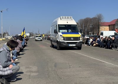 Отримав тяжкі поранення: на Черкащині в останню путь провели захисника Отримав тяжкі поранення: на Черкащині в останню путь провели захисника