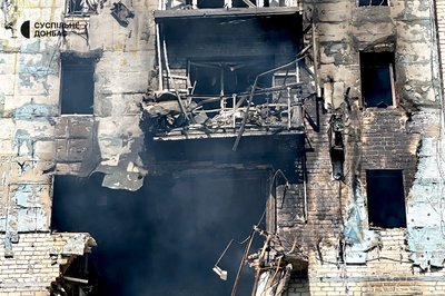 Понад 80 будинків пошкоджені ударами бомб по Краматорській громаді: фоторепортаж з місць влучань Понад 80 будинків пошкоджені ударами бомб по Краматорській громаді: фоторепортаж з місць влучань