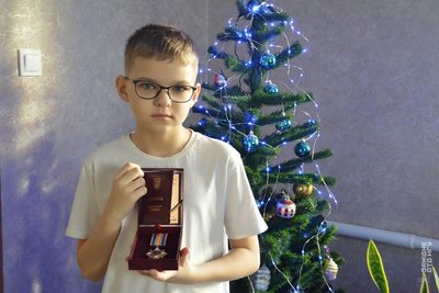 Орден “За мужність”: родині загиблого нацгвардійцю з Рівненщини вручили нагороду Орден “За мужність”: родині загиблого нацгвардійцю з Рівненщини вручили нагороду