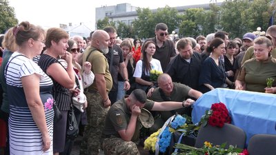 У Рівному попрощалися з військовим Андрієм Дятликом У Рівному попрощалися з військовим Андрієм Дятликом
