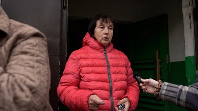 "Ми вибігаємо до коридору — одразу вибух!": розповідь очевидців про дронову атаку РФ на Чернігів "Ми вибігаємо до коридору — одразу вибух!": розповідь очевидців про дронову атаку РФ на Чернігів