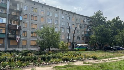 евакуація люди мікрорайони шахта 5/6 Західний допомога волонтери Мирноград Донецька область 22 серпня 2024 рік евакуація люди мікрорайони шахта 5/6 Західний допомога волонтери Мирноград Донецька область 22 серпня 2024 рік