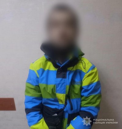 Хотів заробити тисячу гривень: в Одесі затримали підозрюваного в підпалі автівки Хотів заробити тисячу гривень: в Одесі затримали підозрюваного в підпалі автівки