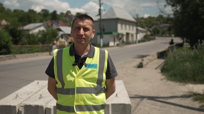 Василь Козачок, начальник відділу технагляду Служби відновлення та розвитку інфраструктури в Тернопільській області, ремонт дороги, Теребволя, Тернопільщина Василь Козачок, начальник відділу технагляду Служби відновлення та розвитку інфраструктури в Тернопільській області, ремонт дороги, Теребволя, Тернопільщина