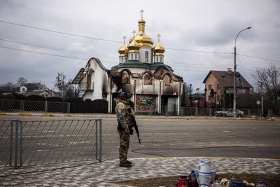 Пошкоджена церква в Ірпені