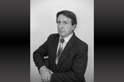 77-річний депутат Зміївської міської ради помер 23 серпня внасліок ДТП: чоловіка збили, коли він їхав на велосипеді 77-річний депутат Зміївської міської ради помер 23 серпня внасліок ДТП: чоловіка збили, коли він їхав на велосипеді