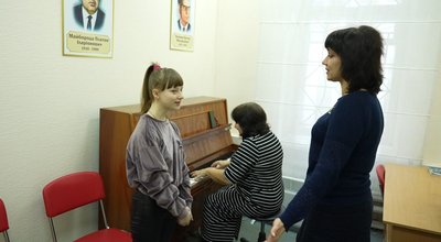 діти освітньо-культурний центр для переселенців з Покровська Дніпро 15 листопада 2024 рік діти освітньо-культурний центр для переселенців з Покровська Дніпро 15 листопада 2024 рік