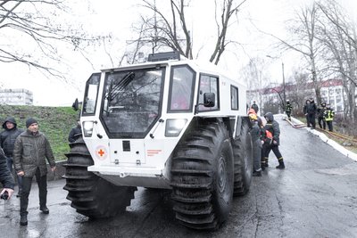 Столичні рятувальники тренувались долати наслідки повені. У КМДА назвали райони з ризиком підтоплень Столичні рятувальники тренувались долати наслідки повені. У КМДА назвали райони з ризиком підтоплень
