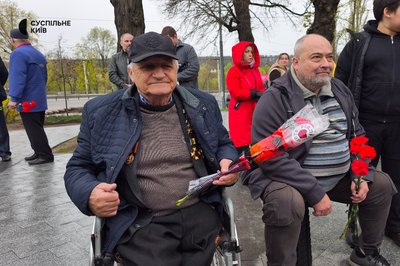 40-ві роковини Чорнобильської катастрофи: у Києві вшанували жертв і ліквідаторів 40-ві роковини Чорнобильської катастрофи: у Києві вшанували жертв і ліквідаторів