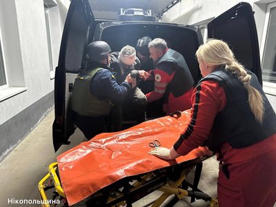 Армія РФ вдарила по Нікопольщині, Криворіжжю та Синельниківщині. Поранені шестеро людей Армія РФ вдарила по Нікопольщині, Криворіжжю та Синельниківщині. Поранені шестеро людей