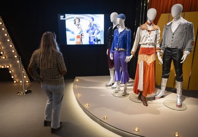 Напередодні "Євробачення-2024" у Мальме відкрилася виставка на честь ABBA (фото) Напередодні "Євробачення-2024" у Мальме відкрилася виставка на честь ABBA (фото)